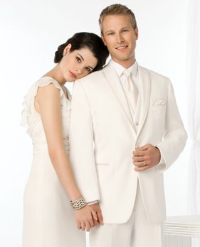 After Six La Strada White Fashion Two Button Notch Tuxedo